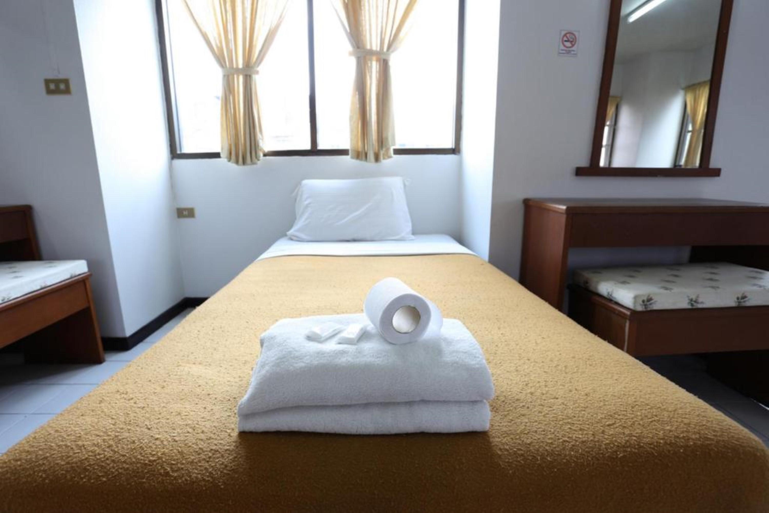 Chomdoi House Hotel Chiang Mai Extérieur photo