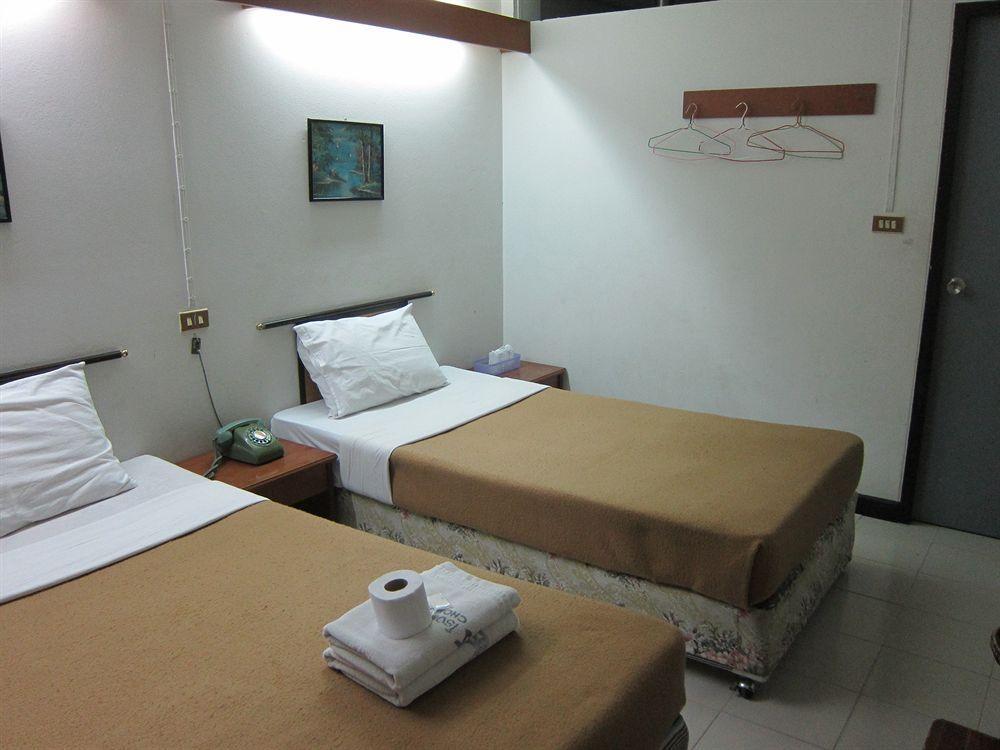 Chomdoi House Hotel Chiang Mai Extérieur photo