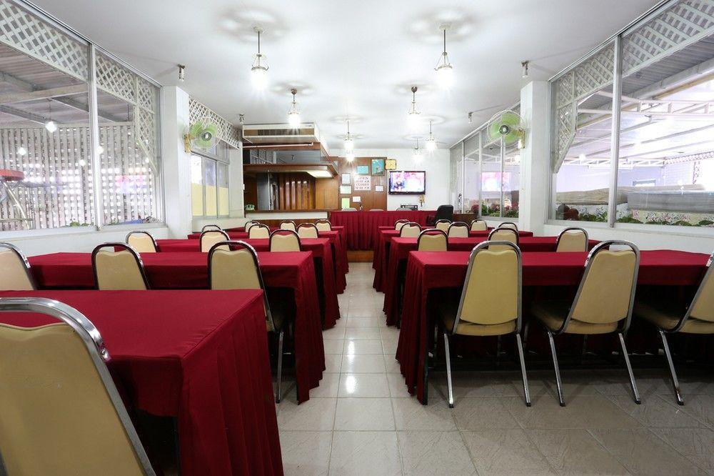 Chomdoi House Hotel Chiang Mai Extérieur photo