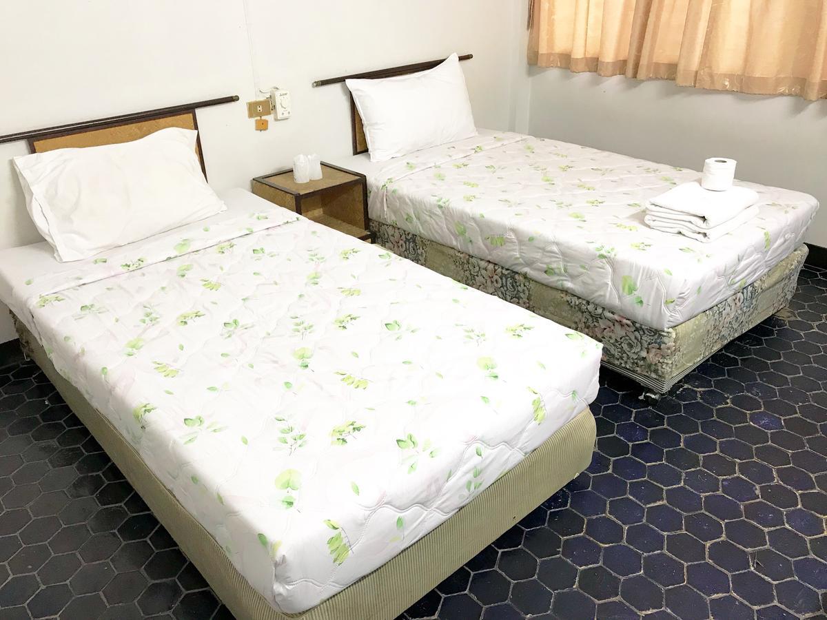 Chomdoi House Hotel Chiang Mai Extérieur photo