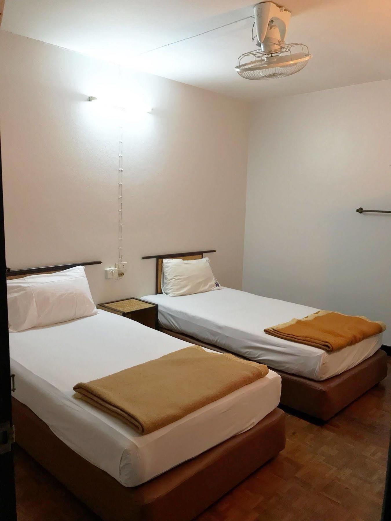 Chomdoi House Hotel Chiang Mai Extérieur photo